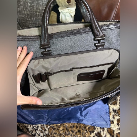 Tumi Astor Ansonia Leather Trim Laptop Messenger Bag Grey Coated Canvas Zip RFID - Picture 2 of 12